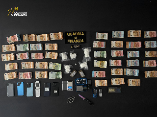 L’Aquila - Cocaina, hashish e denaro contante: arrestato un uomo